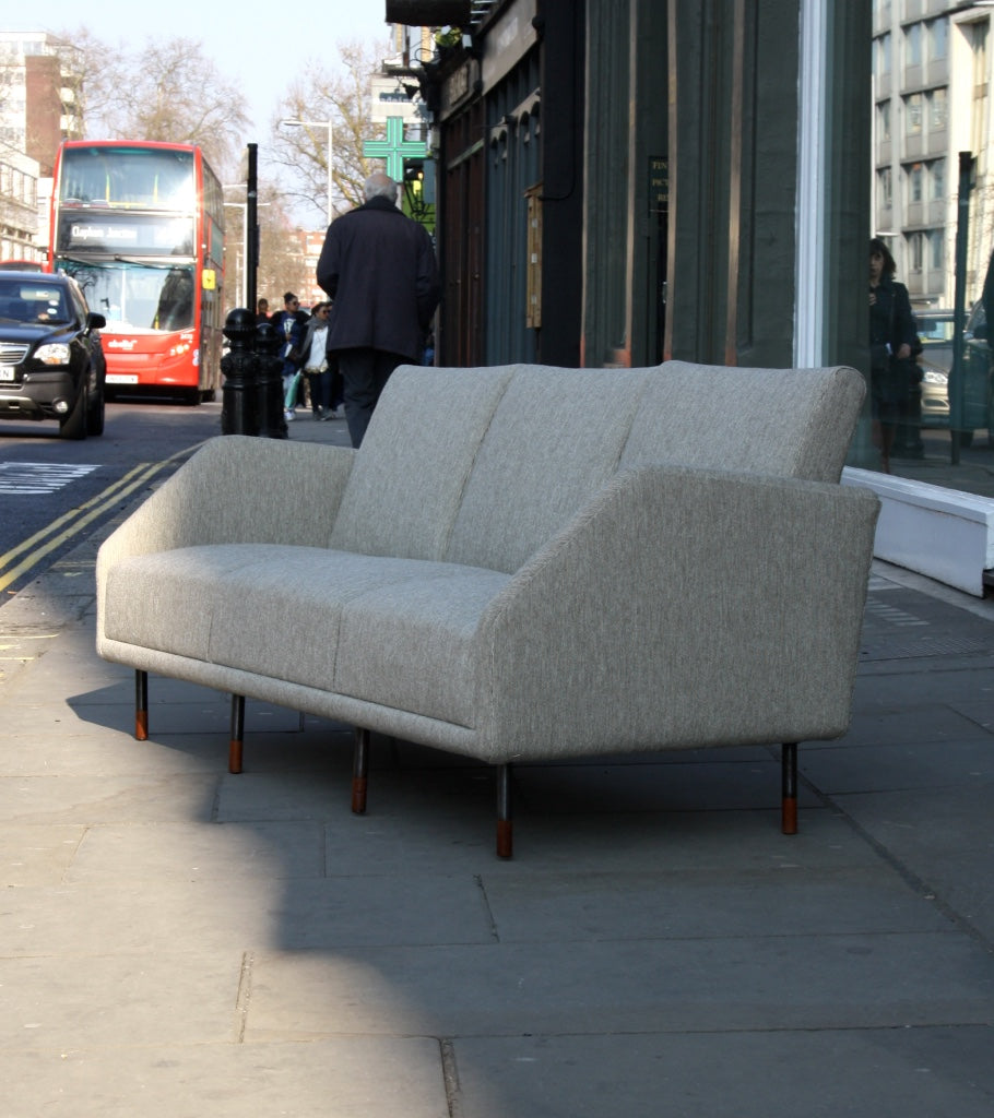 Three Seater Sofa Finn Juhl  - Image 5