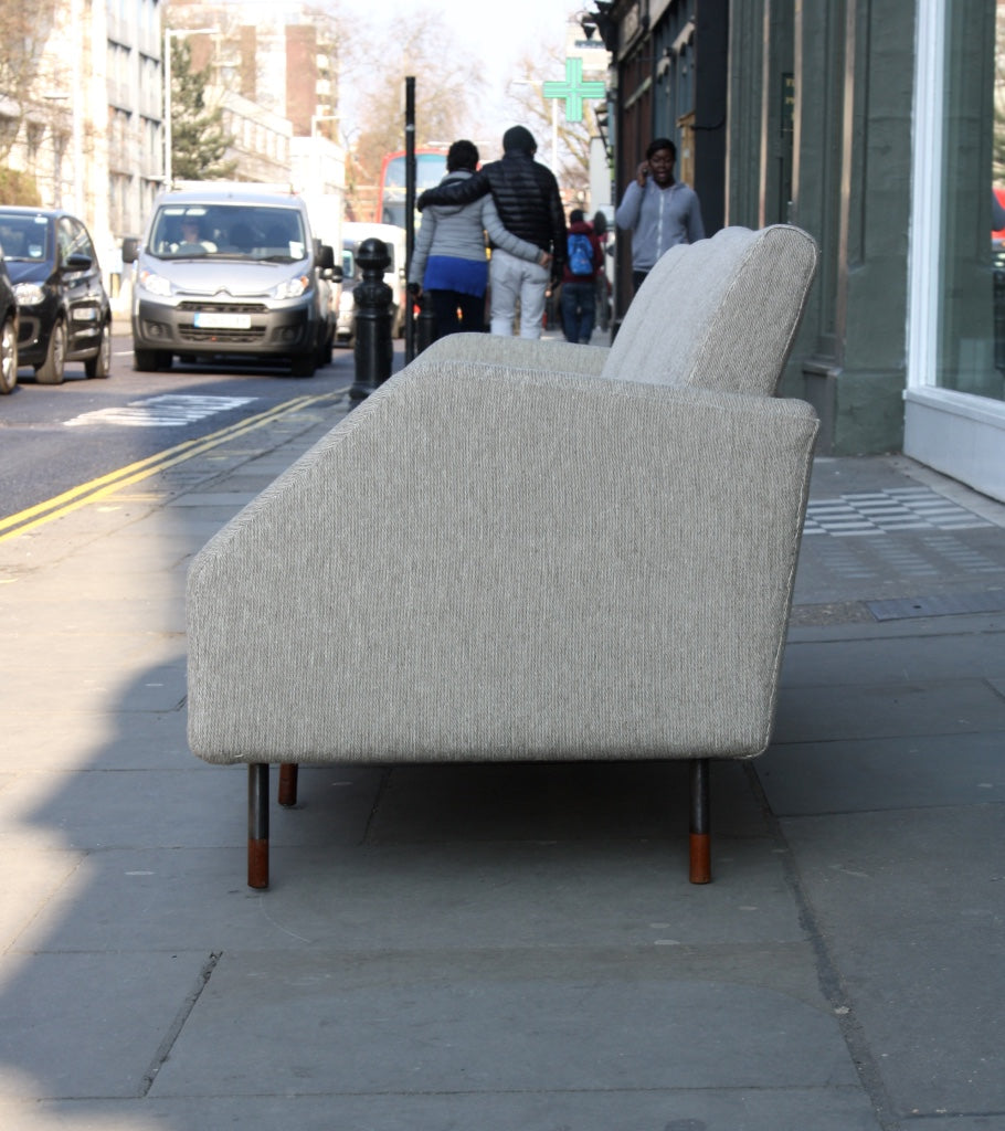 Three Seater Sofa Finn Juhl  - Image 8