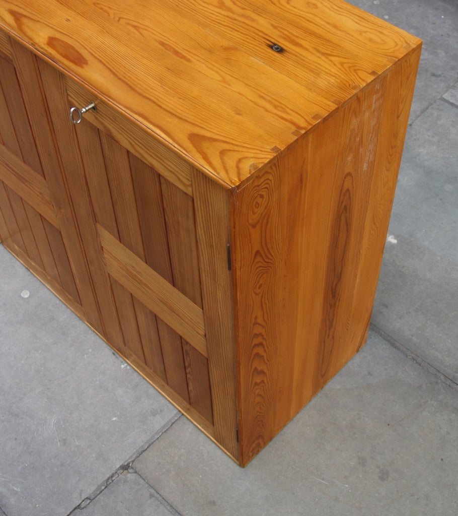 Wall Mounted Cabinet Mogens Koch - Image 10