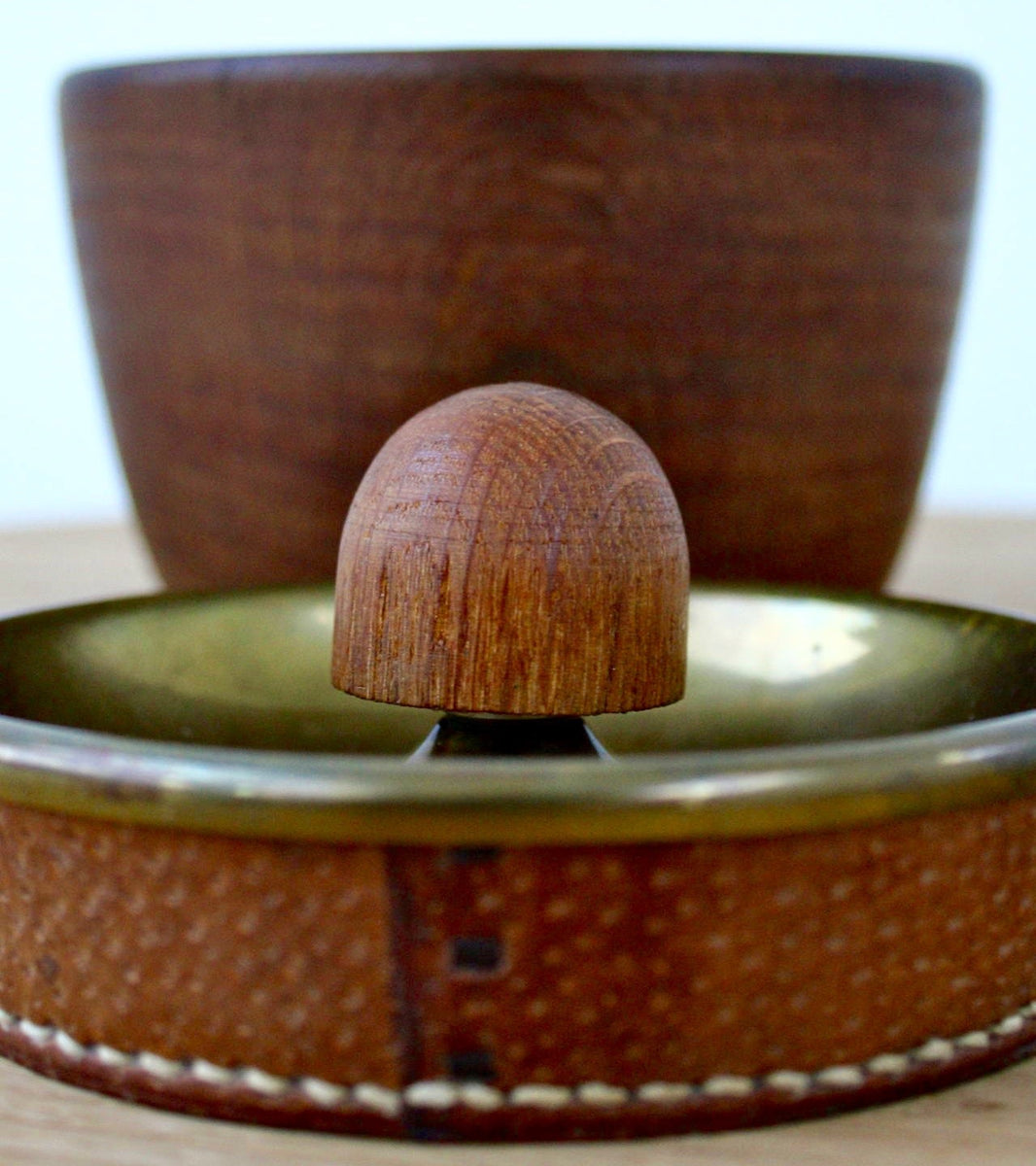 Solid Walnut Tobacco Pot with a Leather and Brass Lid Carl Auböck - Image 2